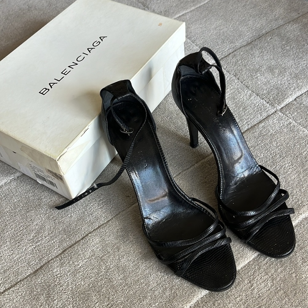 BALENCIAGA Lizard sandals size 40